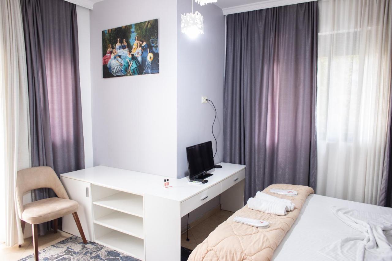 Vila Sanremo Tirana Kültér fotó