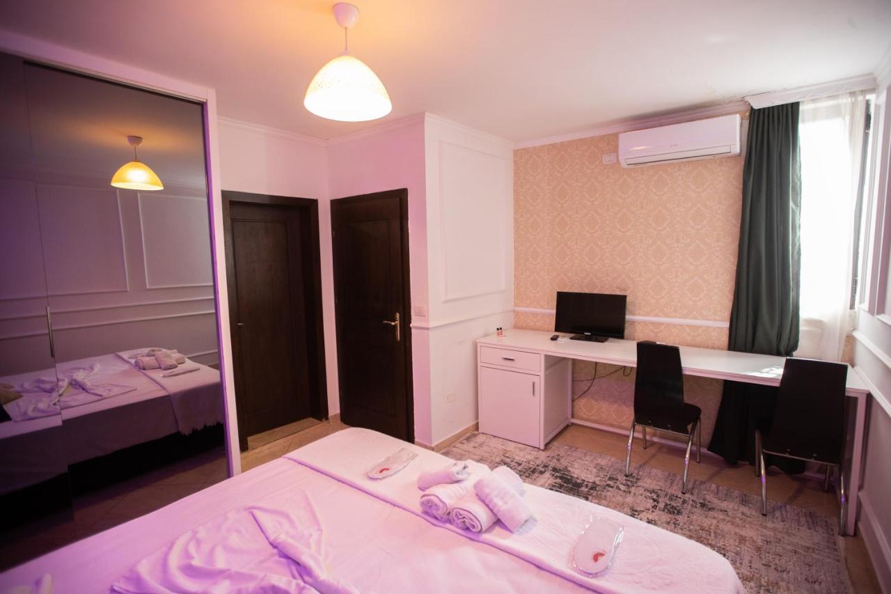 Vila Sanremo Tirana Kültér fotó
